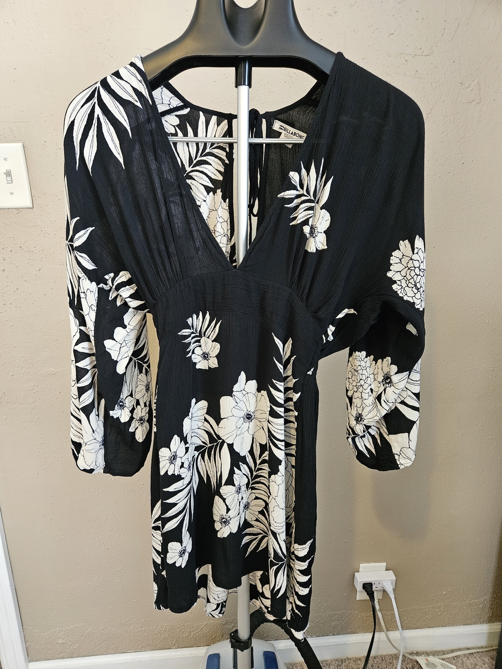 Billabong Black and White Floral Dress